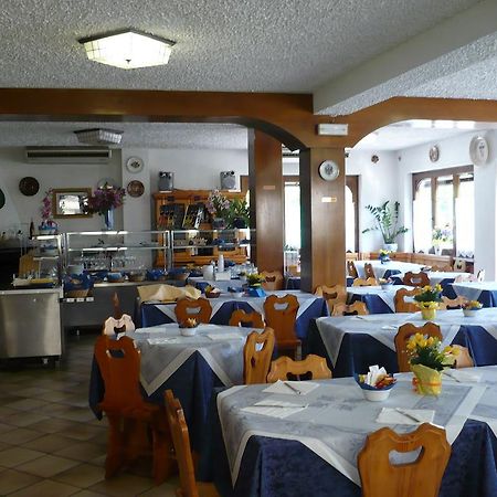 בלונו Albergo Mirella מראה חיצוני תמונה